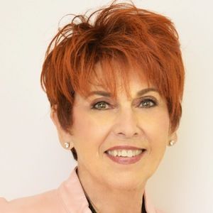 Meet your Posher, Carol